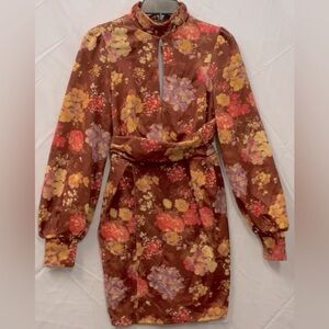 70s plunge wrap mini dress in floral